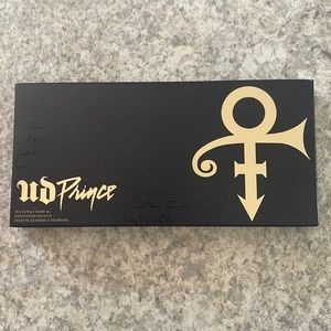 Urban Decay x Prince U Got The Look eyeshadow palette
